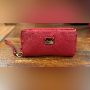Kenneth Cole  Leather Zip-Around Wallet with Removable Wristlet (Red)